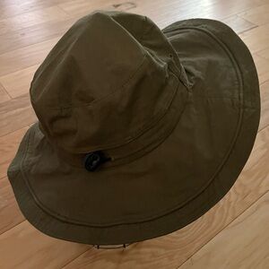 Womens Hatiis Brand Green Hiking Hat, Sz M/L